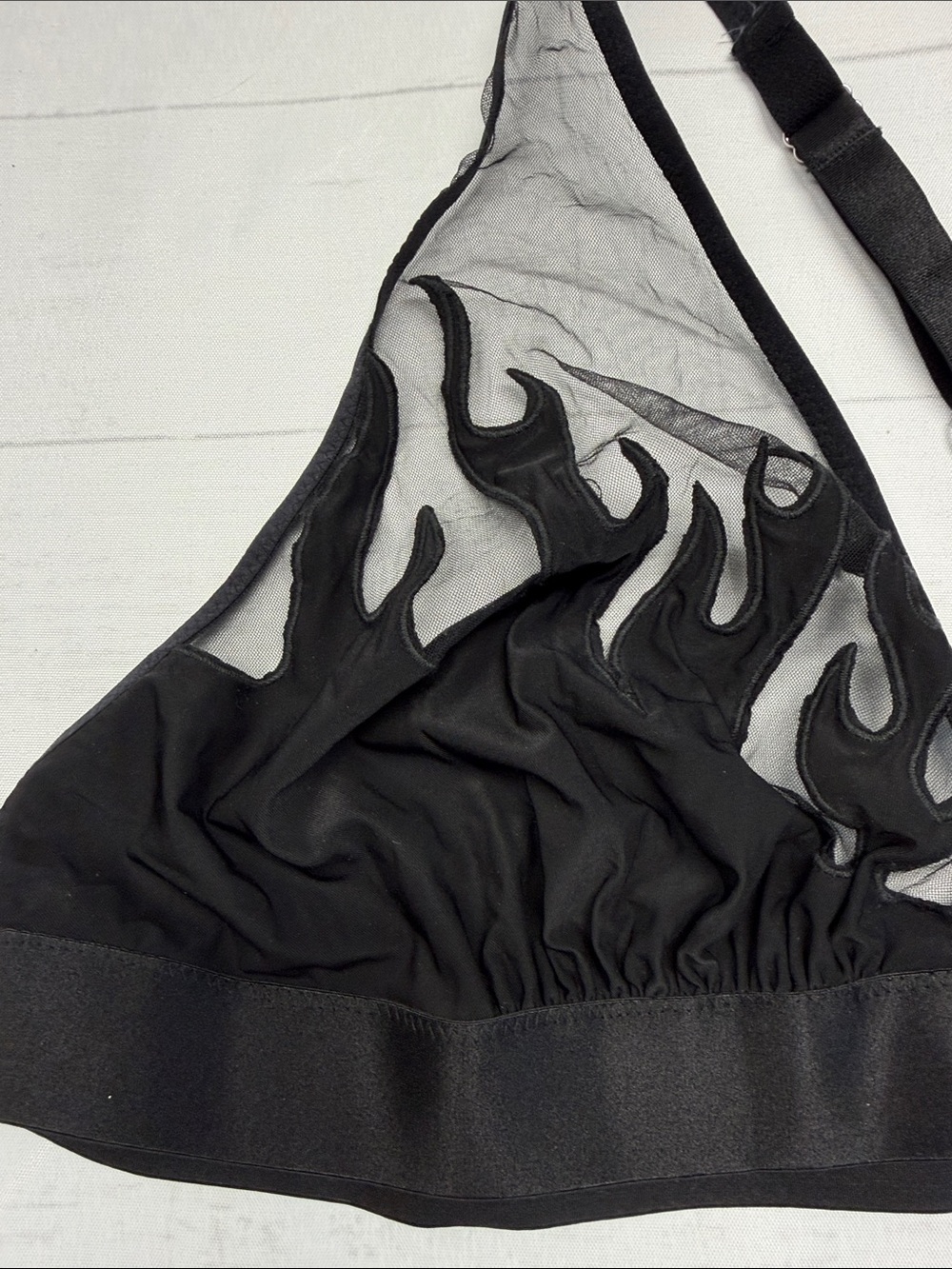 Thistle and Spire Black Smokin Mirrors Flame Appliqué Bralette Size 2X/3X - Picture 4 of 9